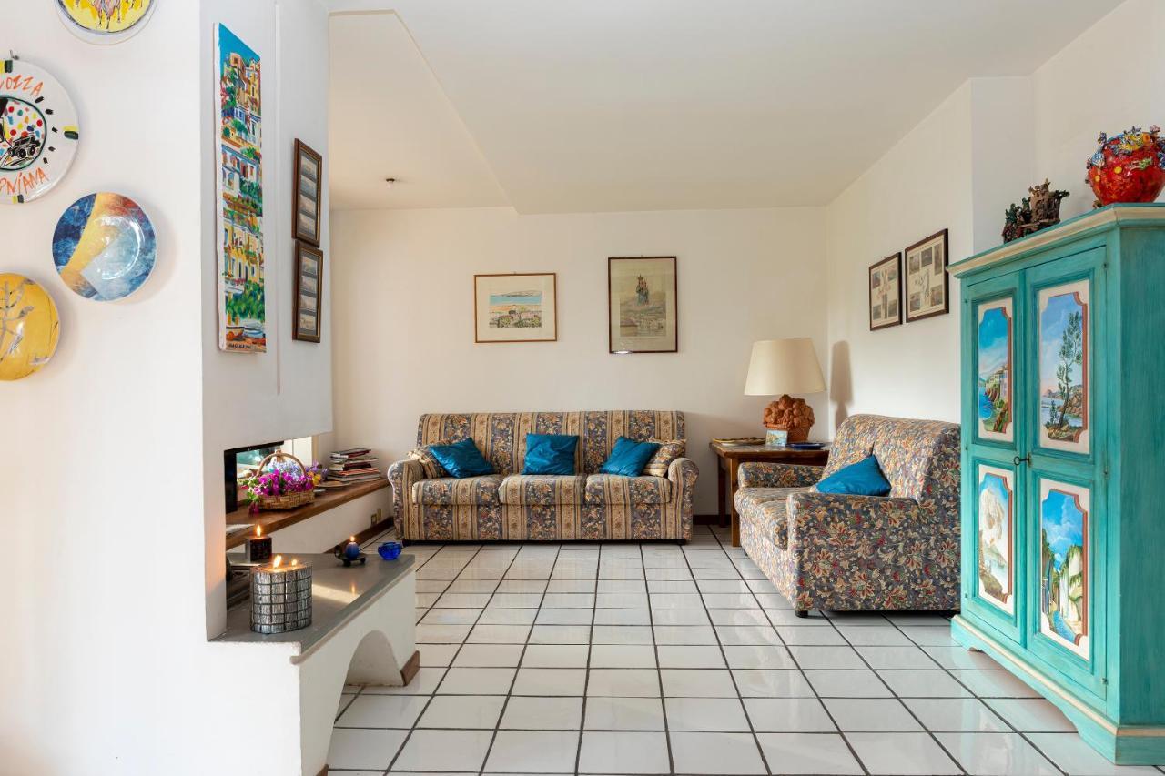 Casa Vacanze Il Bacio П'яно-ді-Сорренто Екстер'єр фото